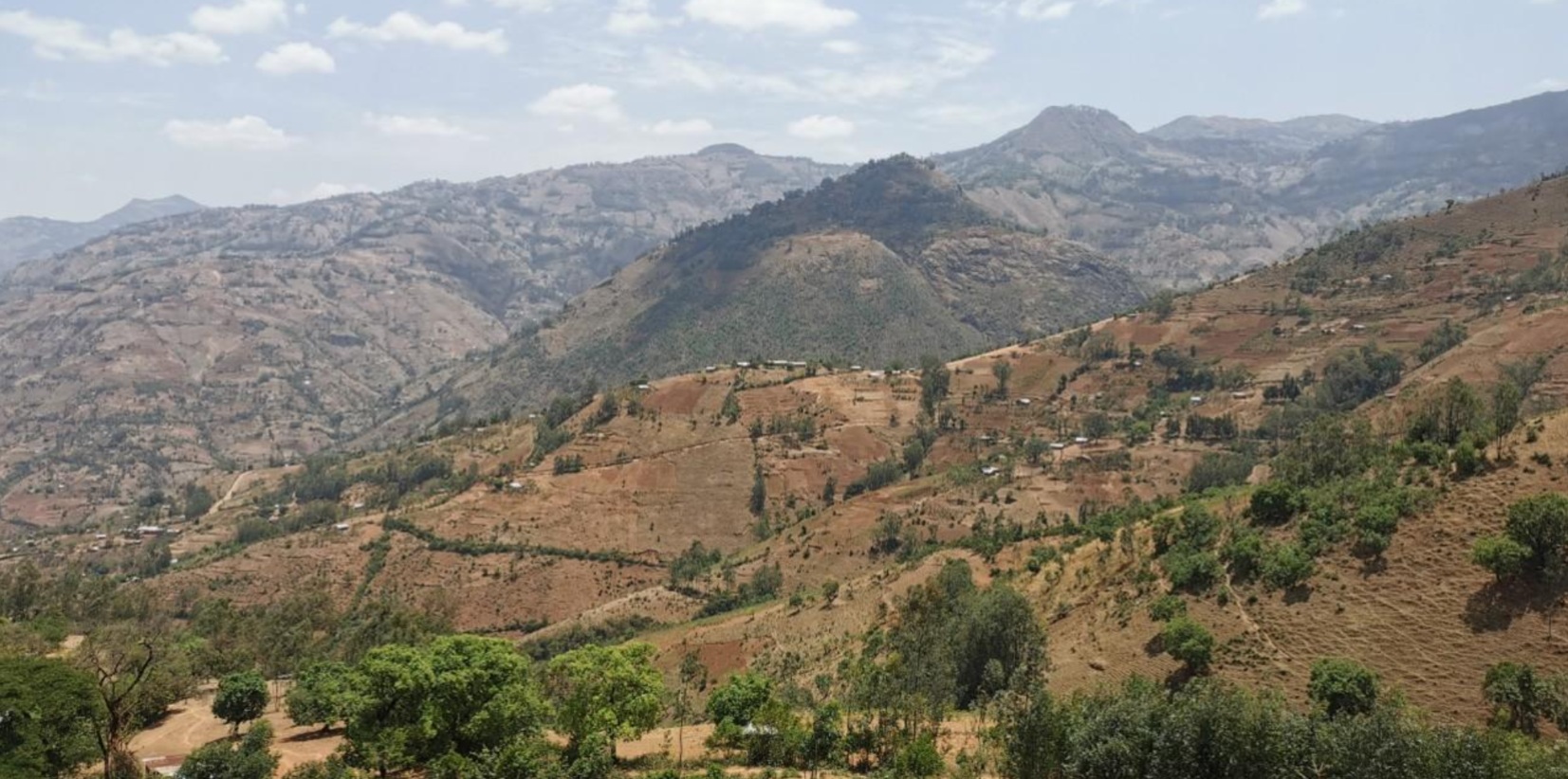 Maintenabilité des adductions d&rsquo;eau potable gravitaires : Conception & Construction dans les zones rurales et montagneuses d&rsquo;Éthiopie